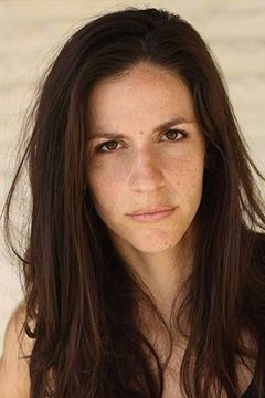 Kristin Wollett interpreta Park Mother