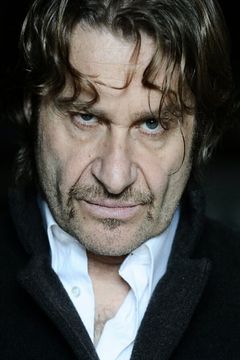Francesco Gusmitta interpreta Padre di Brando
