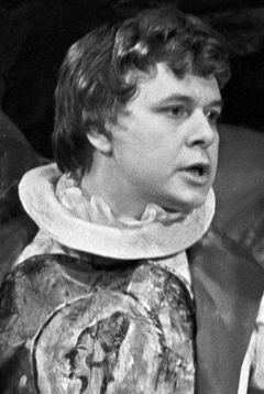 Aleksey Borzunov interpreta Narrator (voice)