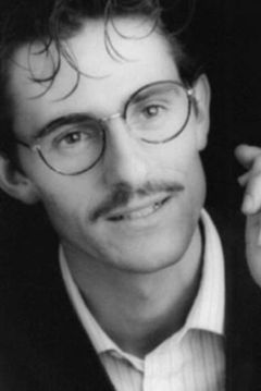 Tomaso Thellung interpreta Livio Mariani