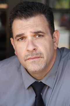 Gino Cafarelli interpreta BBQ Mobster