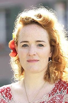 Fabienne Hadorn interpreta Secretary Martina