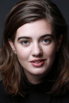 Ellie Nunn interpreta Isabelle
