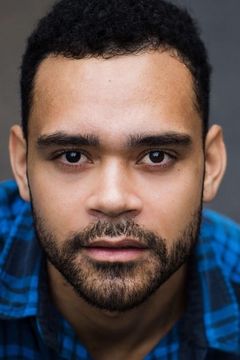 Ilai Swindells interpreta Freddy Lupin (voice)