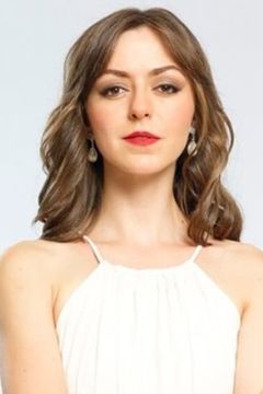 Luna Baxter interpreta Gigi