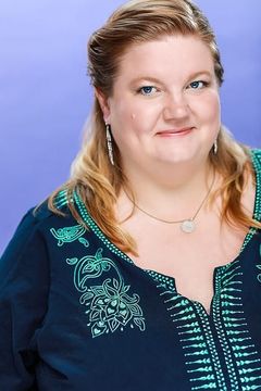 Kristin K. Berg interpreta Shelly