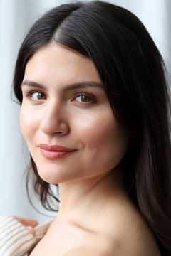 Phillipa Soo interpreta Emma Blair