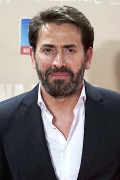Antonio Garrido interpreta ig Boss