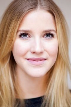 Gabby Bryan interpreta Elizabeth