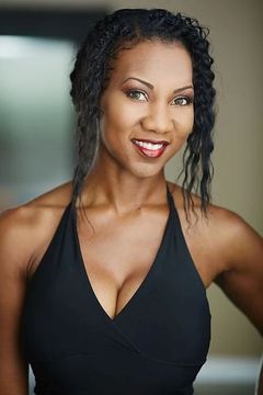 LaToya Ward interpreta Jewel