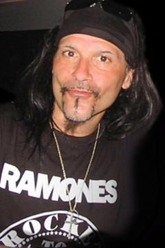 Al Jourgensen interpreta Flesh Fair Band Member