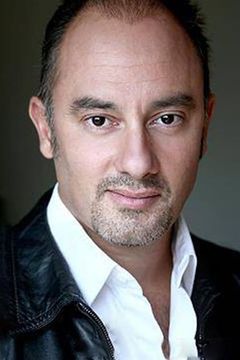 Marc Saez interpreta Pierre d'Archambaud