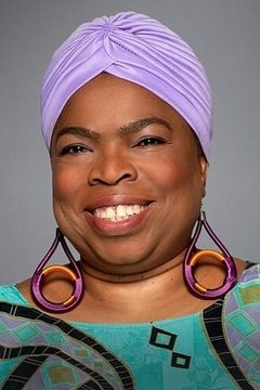 Shola Adewusi interpreta Auntie Olu