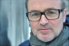 Marc Schötteldreier interpreta Viennese Photopgrapher