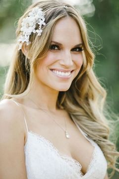 Stacy Stas interpreta Brunette #1