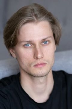 Antoine Bordes interpreta Julian