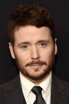 Kevin Connolly interpreta Conor Barry