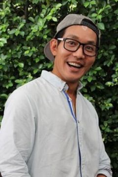 Supakorn Kitsuwon interpreta Myint