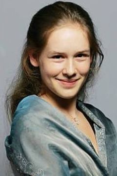 Poppy Rogers interpreta Jane