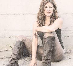 Louise Goffin interpreta Louise