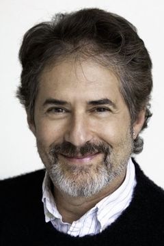 James Horner interpreta Enterprise Crewman