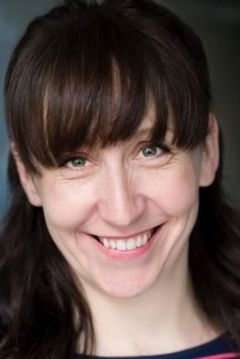 Maria Major interpreta Mrs. Rifkind