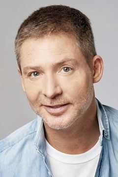 Adrián Suar interpreta Dodi