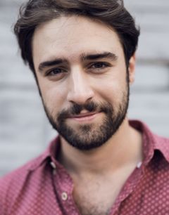 Konstantin Rommelfangen interpreta Sesta