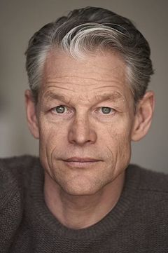 Steffen Wink interpreta Enjolras