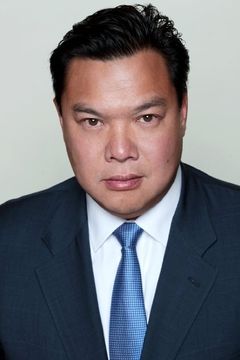 Lyman Chen interpreta Principal