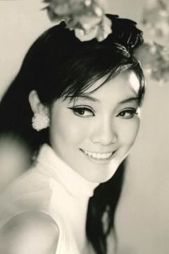 Betty Chung interpreta Mei Ling