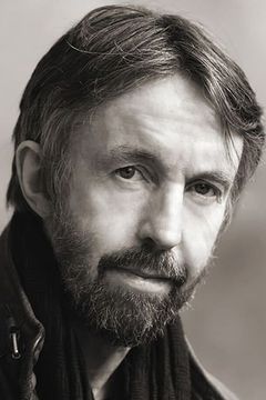 Jack Walsh interpreta Hallur Freymundur