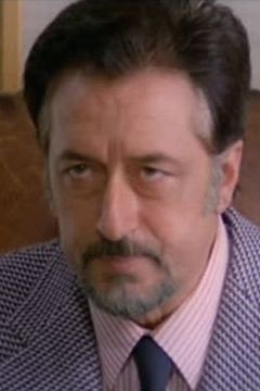 Franco Fantasia interpreta Mahid