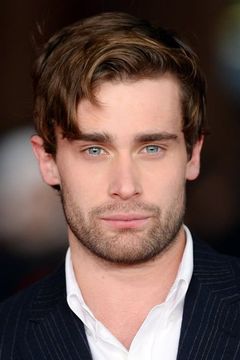 Christian Cooke interpreta Frederick Beauchamp