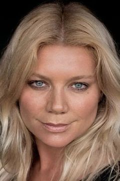 Peta Wilson interpreta Bobbie-Faye