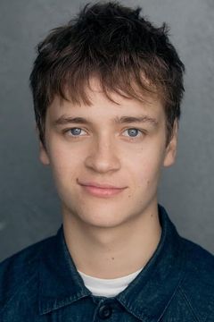 Jude Morgan-Collie interpreta Connor Reynolds