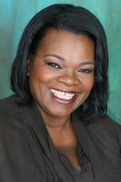 Davenia McFadden interpreta Angrier Woman