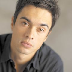 Corey Pearson interpreta Jude