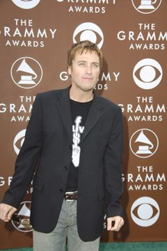 Michael W. Smith interpreta Cliff McArdle