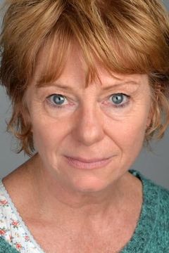 Karen Henthorn interpreta Young Mother
