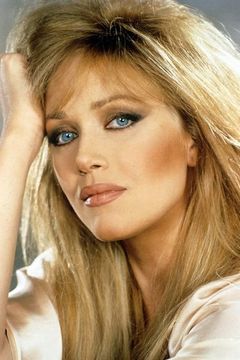 Tanya Roberts interpreta Stacey Sutton