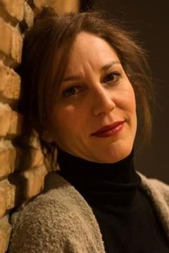 Anna Kalaitzidou interpreta Christina