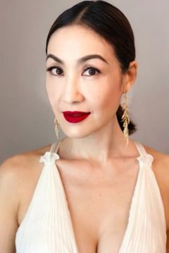 Amy Cheng interpreta Jacqueline Ling