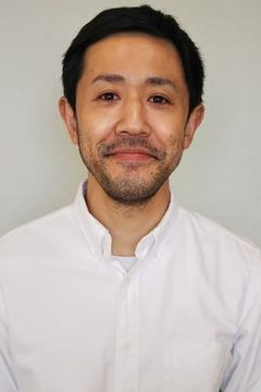 Takayuki Hamatsu interpreta Director Higurashi