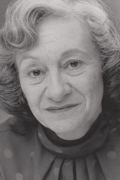 Diane Jonardi interpreta Mrs. Hermann (Old Lady)