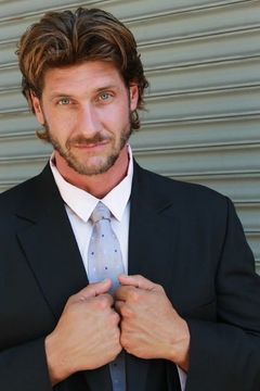 Michael Foster interpreta Goliath