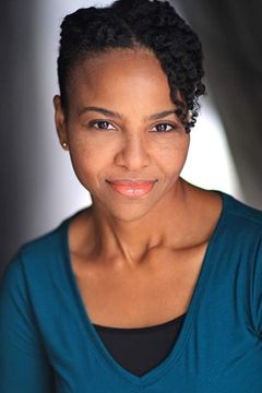 Sharonne Lanier interpreta Nurse