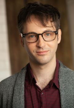 Mark Nager interpreta Seth