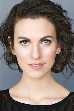 Lara Lihiya interpreta Madeline