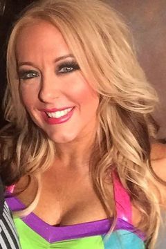 Kimberly Dawn Davis interpreta Fight Interpreter
